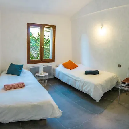 Villa In Provence With Private Pool *